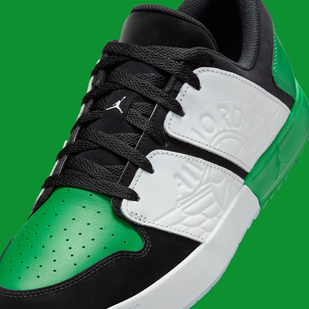 Giay Nike Air Jordan NU Retro 1 Golf 'White Lucky Green' FZ4153-002