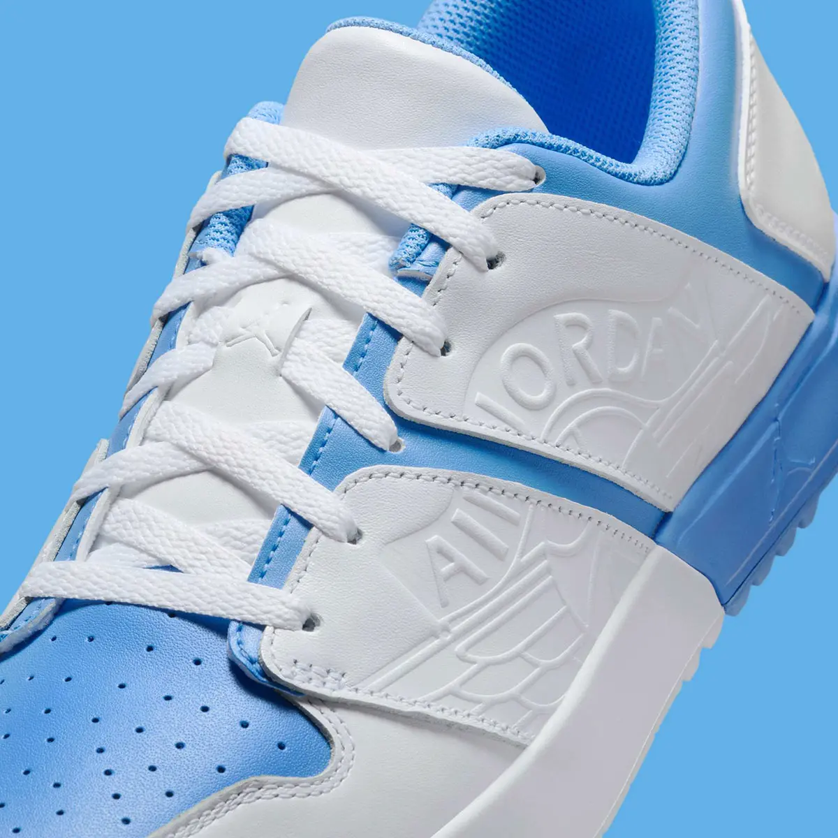Giay Nike Air Jordan Nu Retro 1 Low Golf 'White University Blue' FZ4153-101