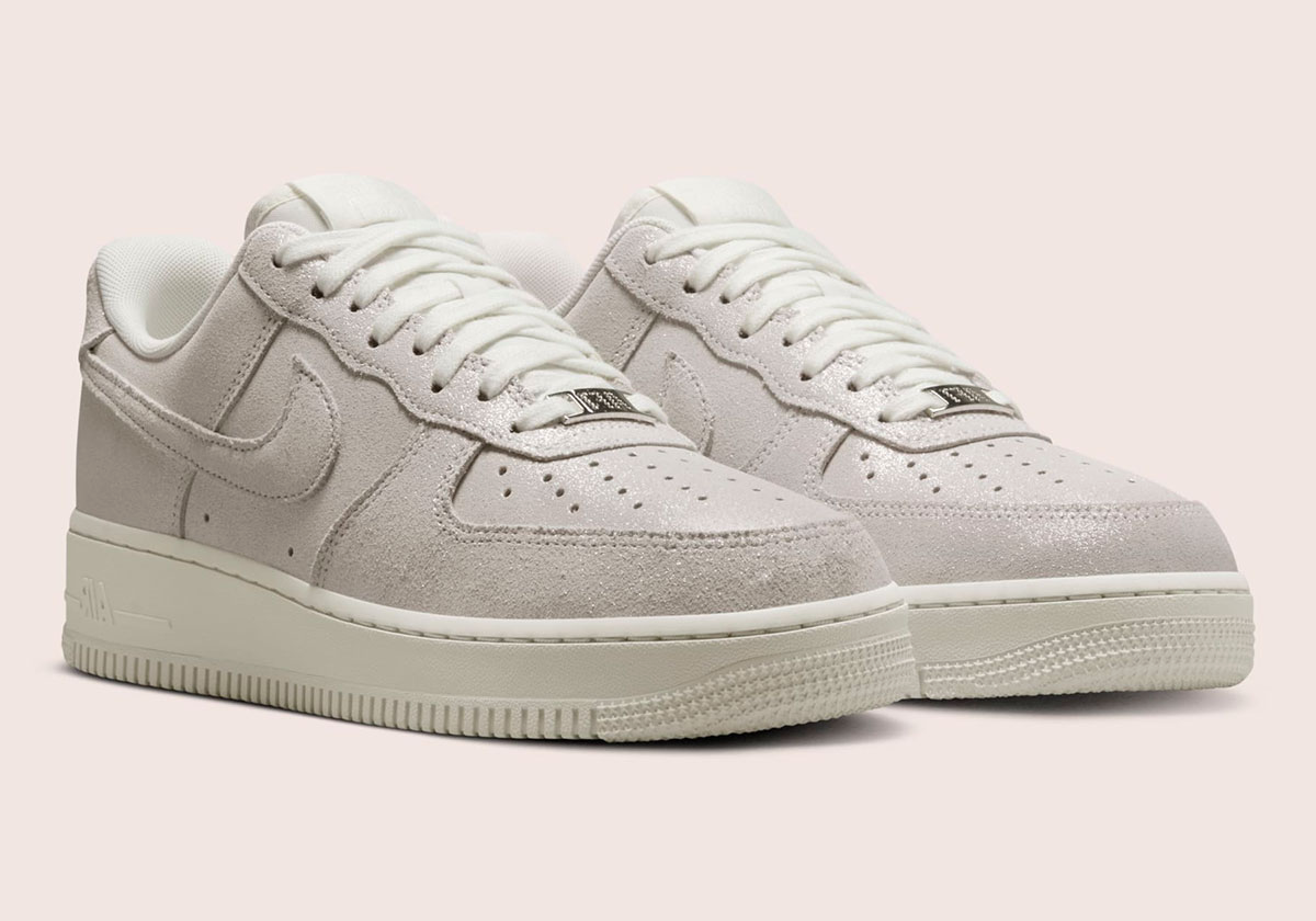 Giay Nike Air Force 1 Low 'White Sail Team Red' HQ3499-100