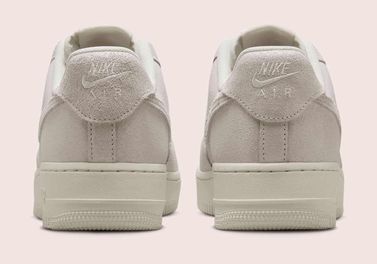 Giay Nike Air Force 1 Low 'White Sail Team Red' HQ3499-100