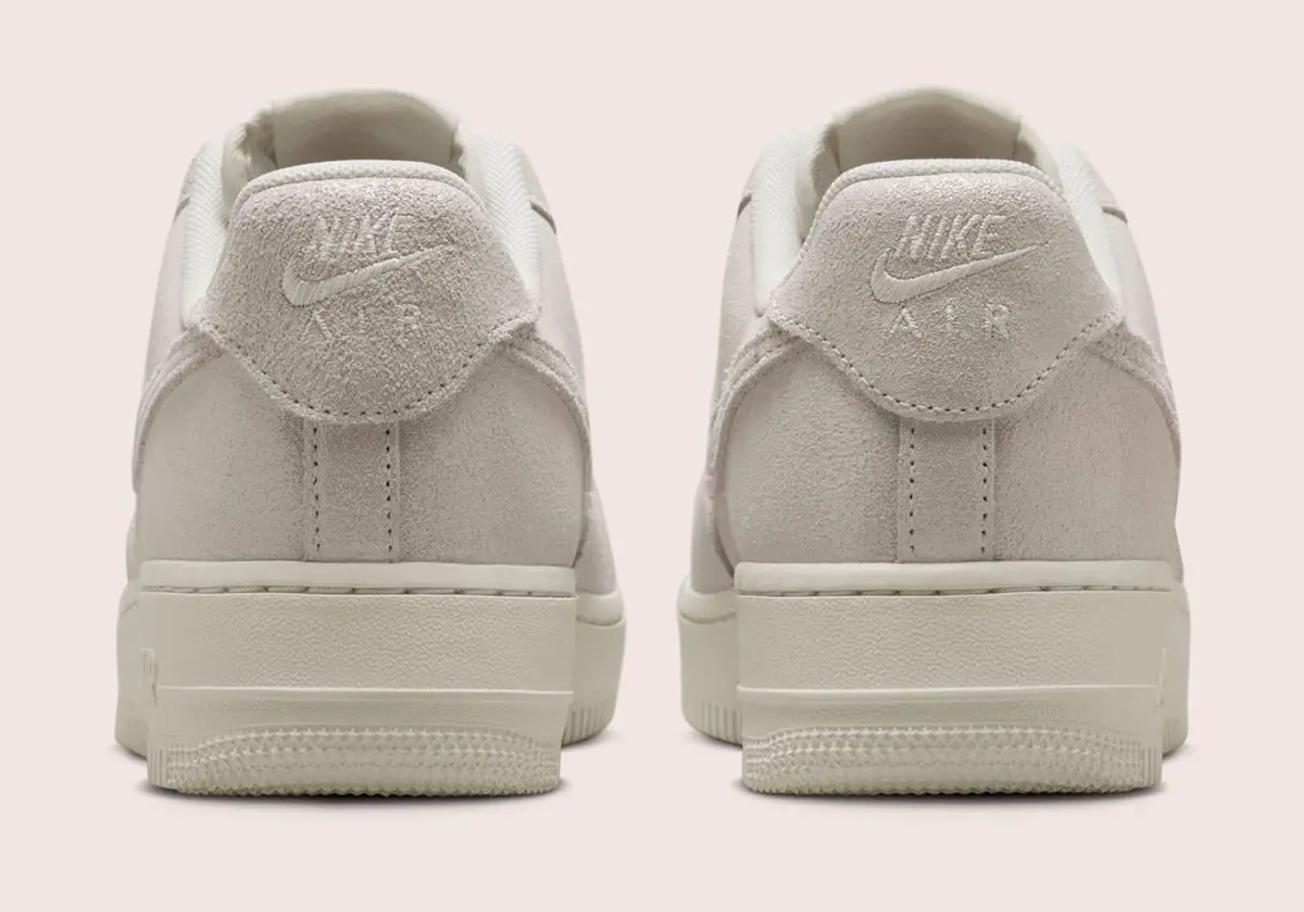 Giay Nike Air Force 1 Low 'White Sail Team Red' HQ3499-100