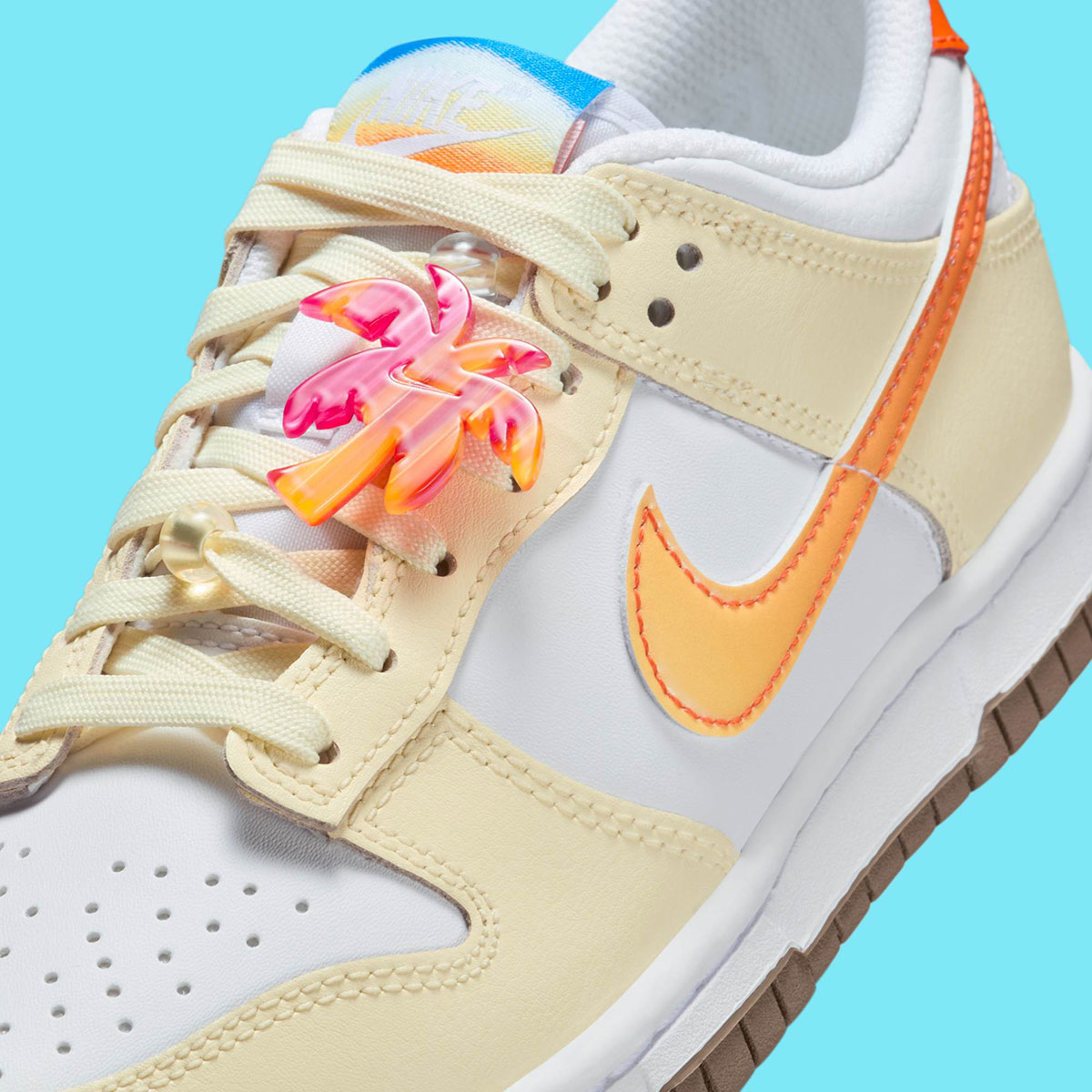 Giay Nike Dunk Low GS 'Beach' IB8891-191