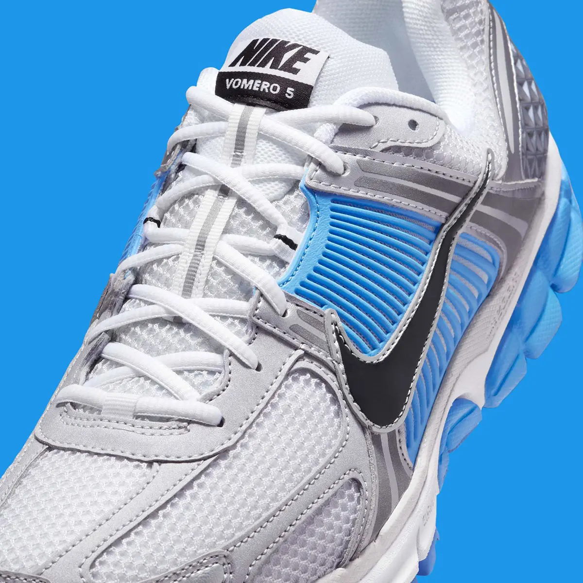 Giay Nike Zoom Vomero 5 'Pure Platinum University Blue' FJ4151-101