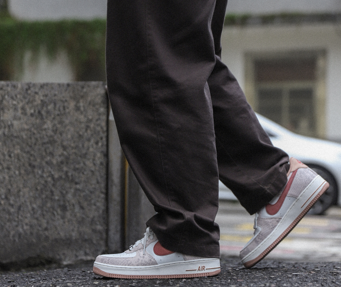 Alternative view of Giày Nike Air Force 1 Low ‘Pink Snakeskin’ HF2898-100