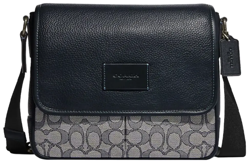 Tui Coach Sprint Map Bag 25 'Navy' CE534-QBV41