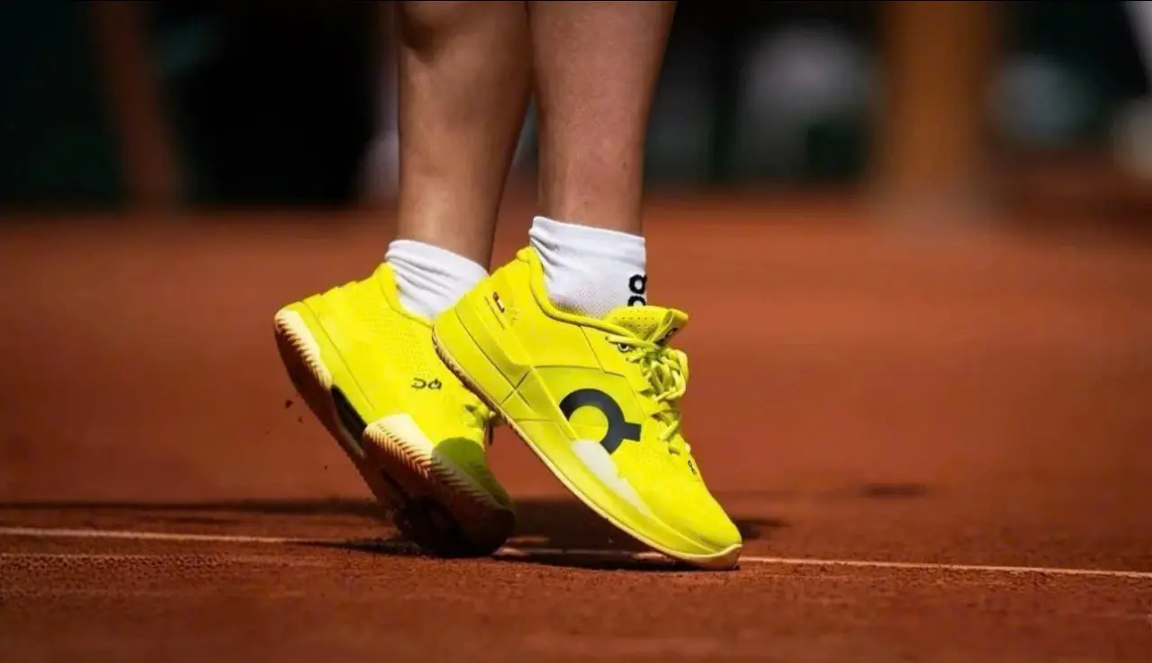 Alternative view of Giày On The Roger Pro 2 'Clay Lime Limelight' 3ME10573049