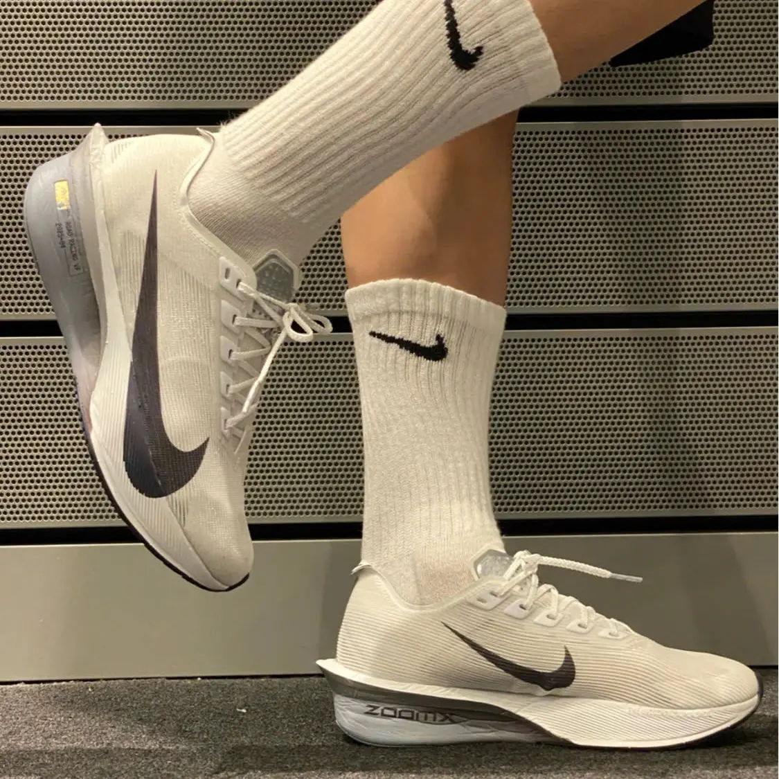 Alternative view of Giày Nike ZoomX Vaporfly Next% 4 'White Obsidian Mist' HF6414-100