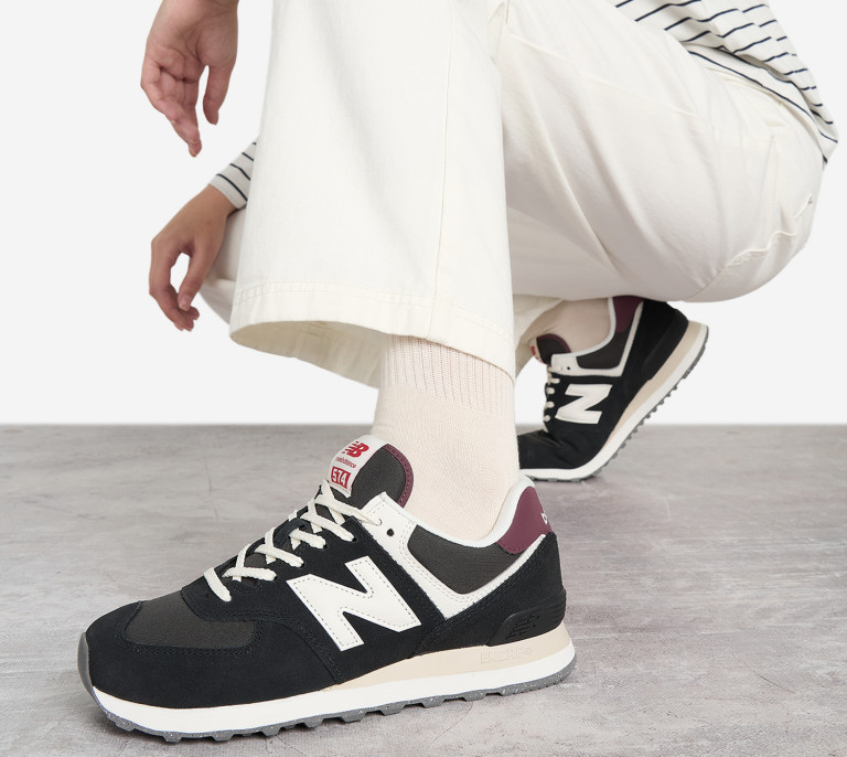 Giay New Balance 574 'Black White Wine Red' WL574WBE