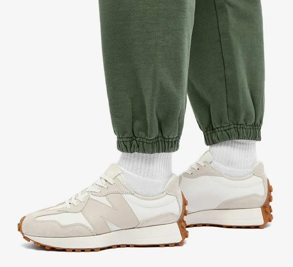 Alternative view of Giày New Balance 327 'Beige White Gum Pink' WS327AN