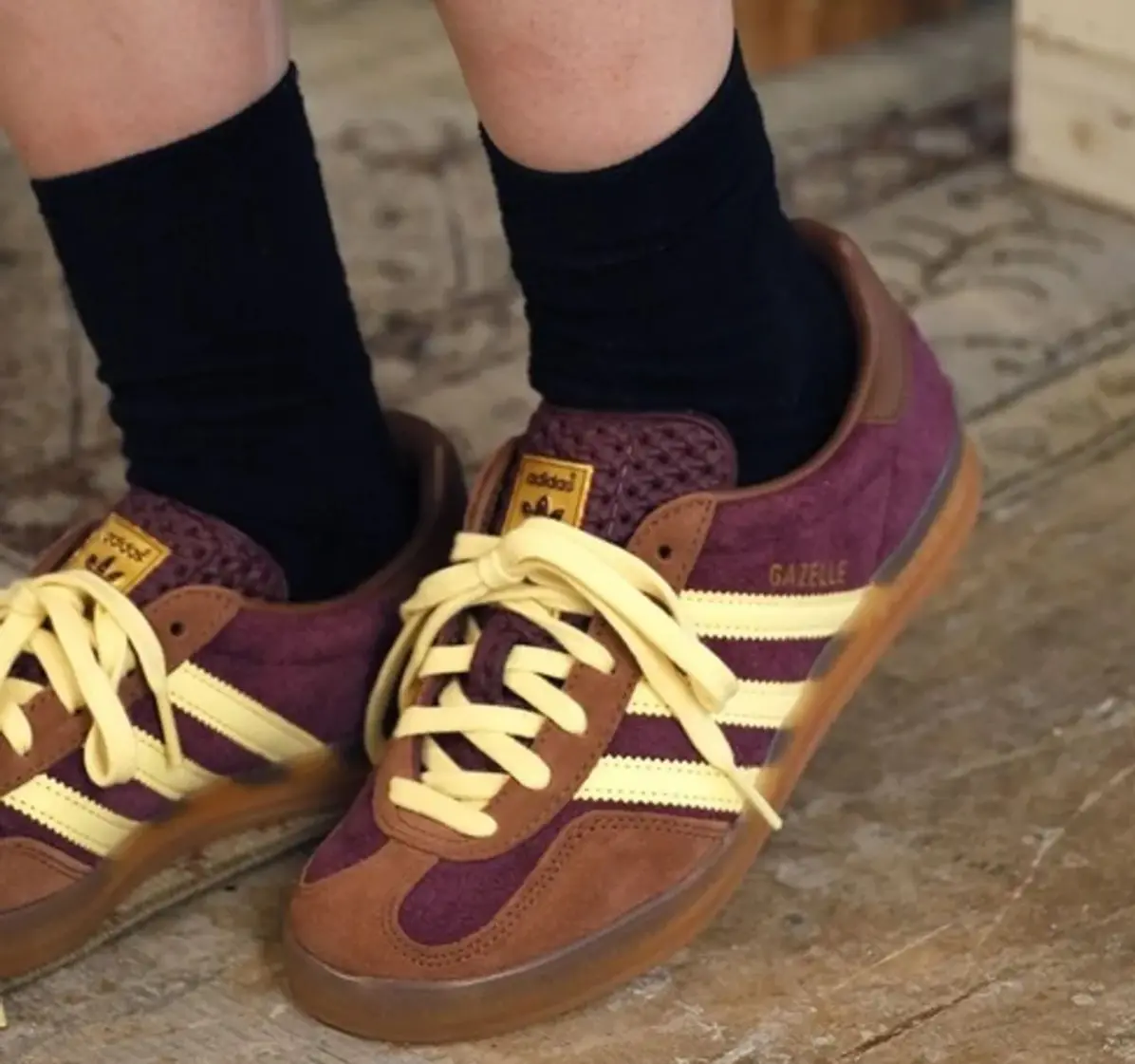 Giay Adidas Gazelle Indoor 'Maroon Almost Yellow' JI0324