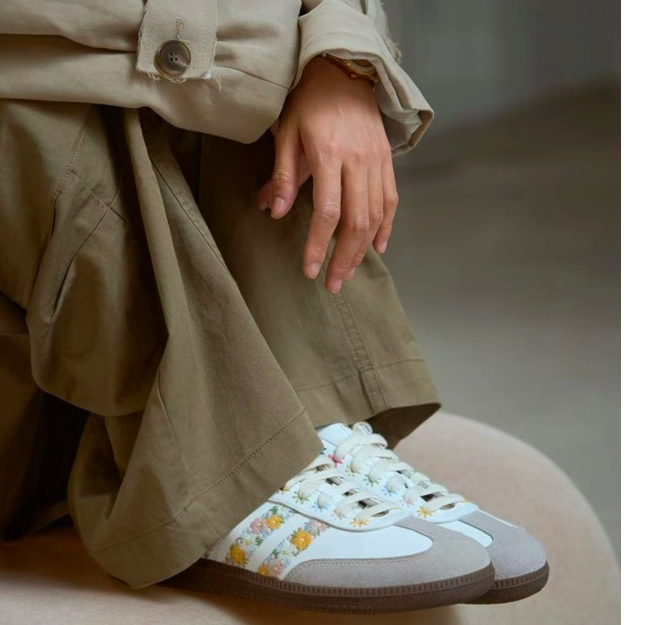 Giay Adidas Originals Samba Satin 'Cloud White' HQ5155