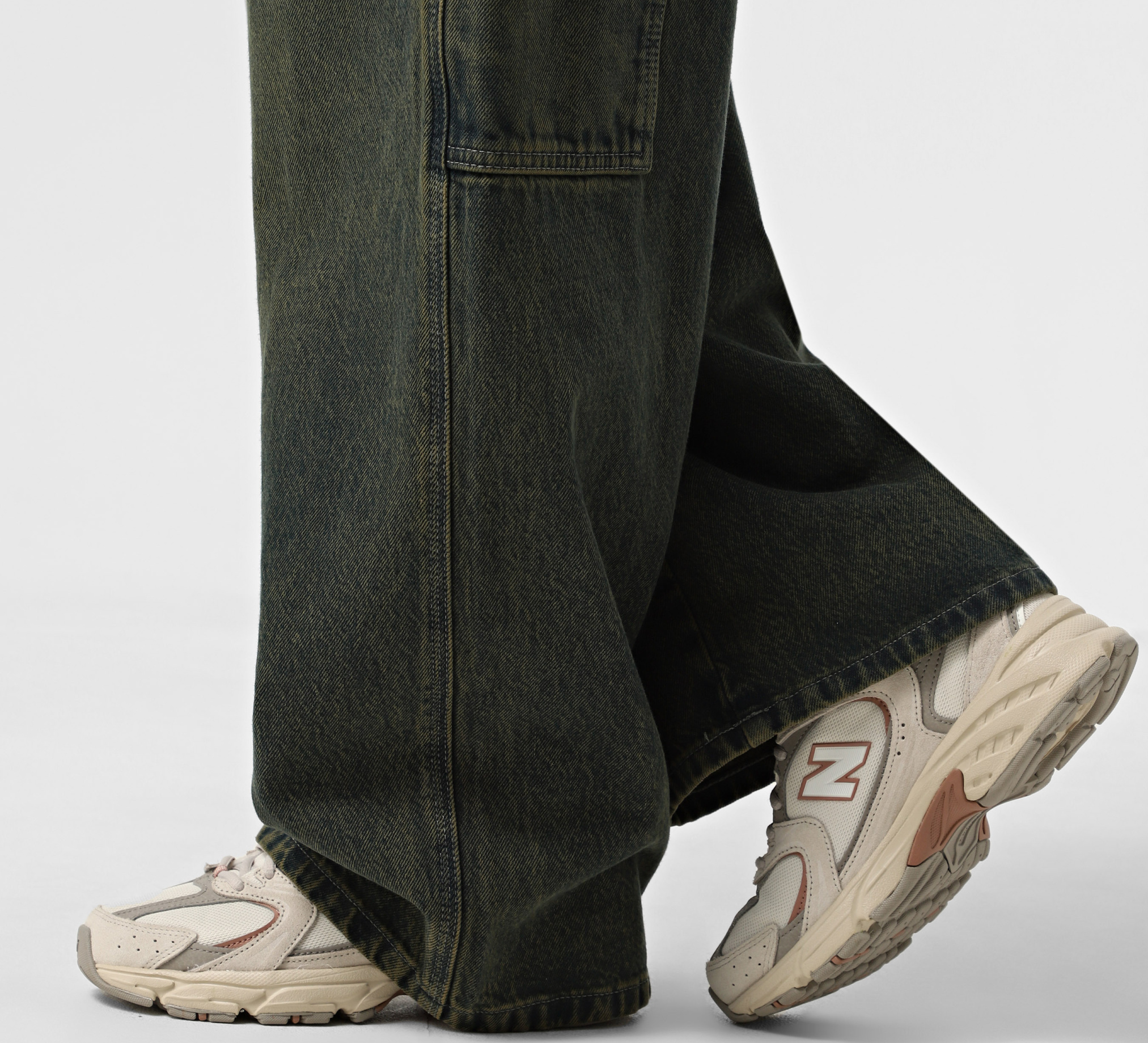 Alternative view of Giày New Balance 530 'Beige Feminino' U530SMA