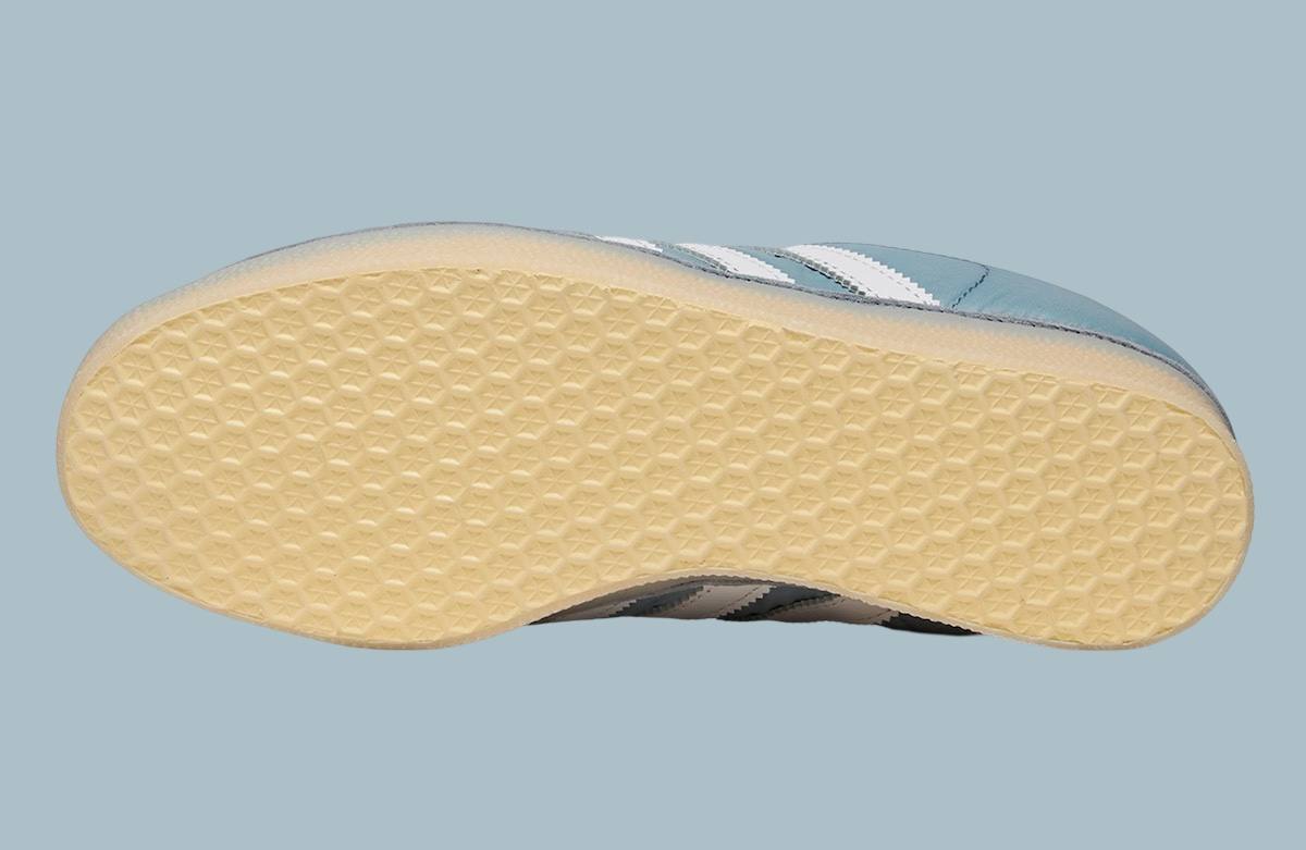 Giay Adidas Gazelle 85 Footpatrol 'Light Grey' IG4524