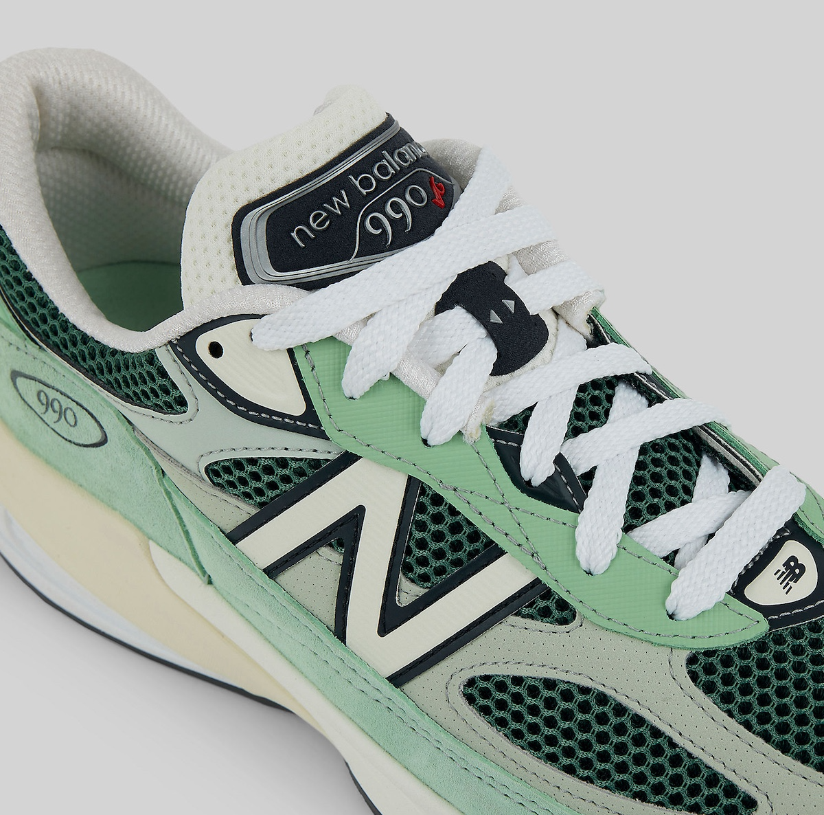Giay New Balance 990v6 MiUSA 'Avocado Natural Mint' U990AB6