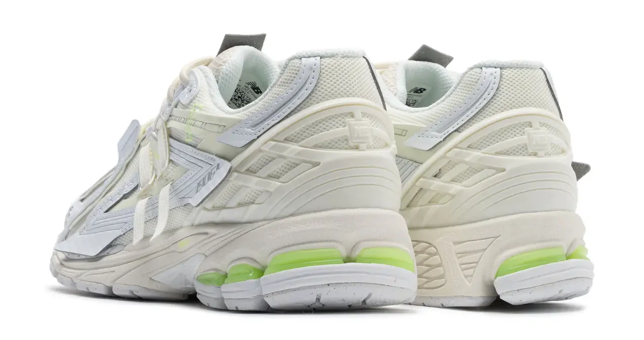Giay New Balance 'White' U1906AE