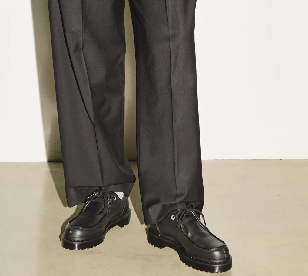 Alternative view of Giày Dr.Martens Zeffir 3 Hole ‘Black’ 32195001
