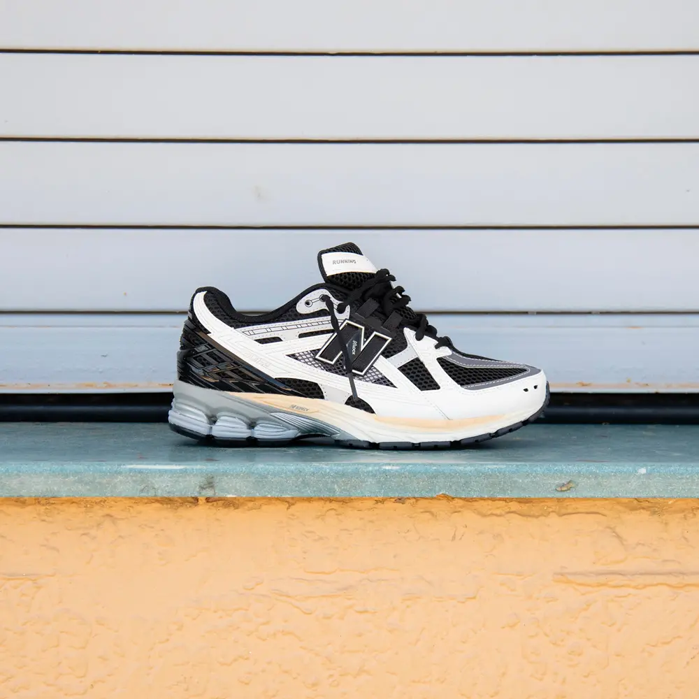 Alternative view of Giày New Balance 1906U 'Black Sea Salt Magnet' U1906NC
