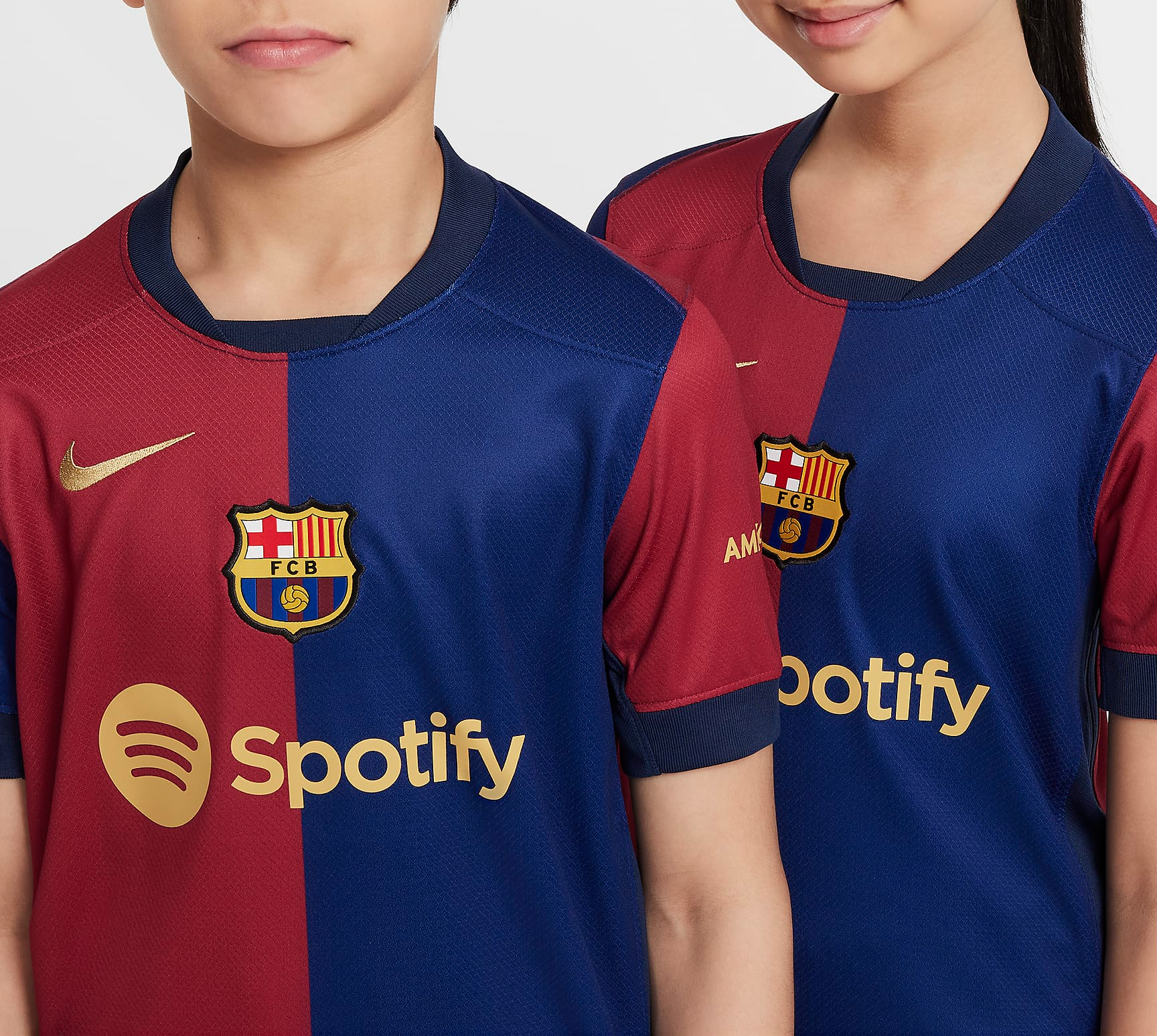 Alternative view of Áo Nike FC Barcelona 2024/25 Stadium Home 'Royal Blue Red' FN9153-456