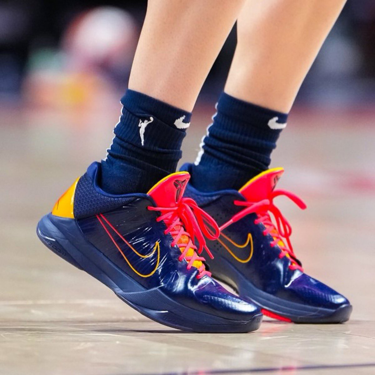 Alternative view of Giày Nike Kobe 5 Protro 'Indiana Fever' IM3207-400