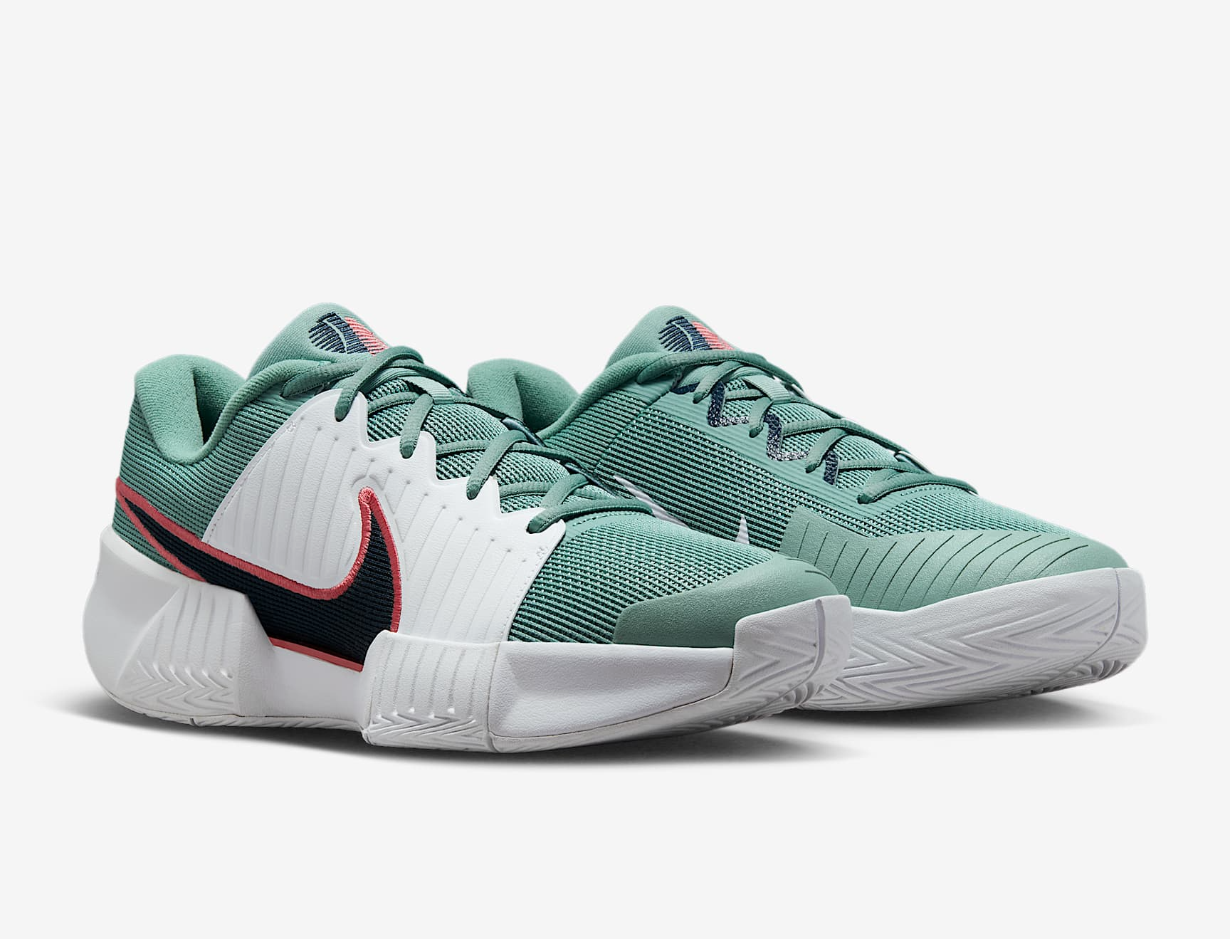 Alternative view of Giày Nike GP Challenge Pro 'Cannon White' FB3145-004