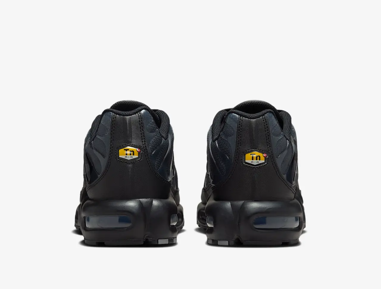 Alternative view of Giày Nike Air Max Plus x PSG 'Black Particle' IB2253-001