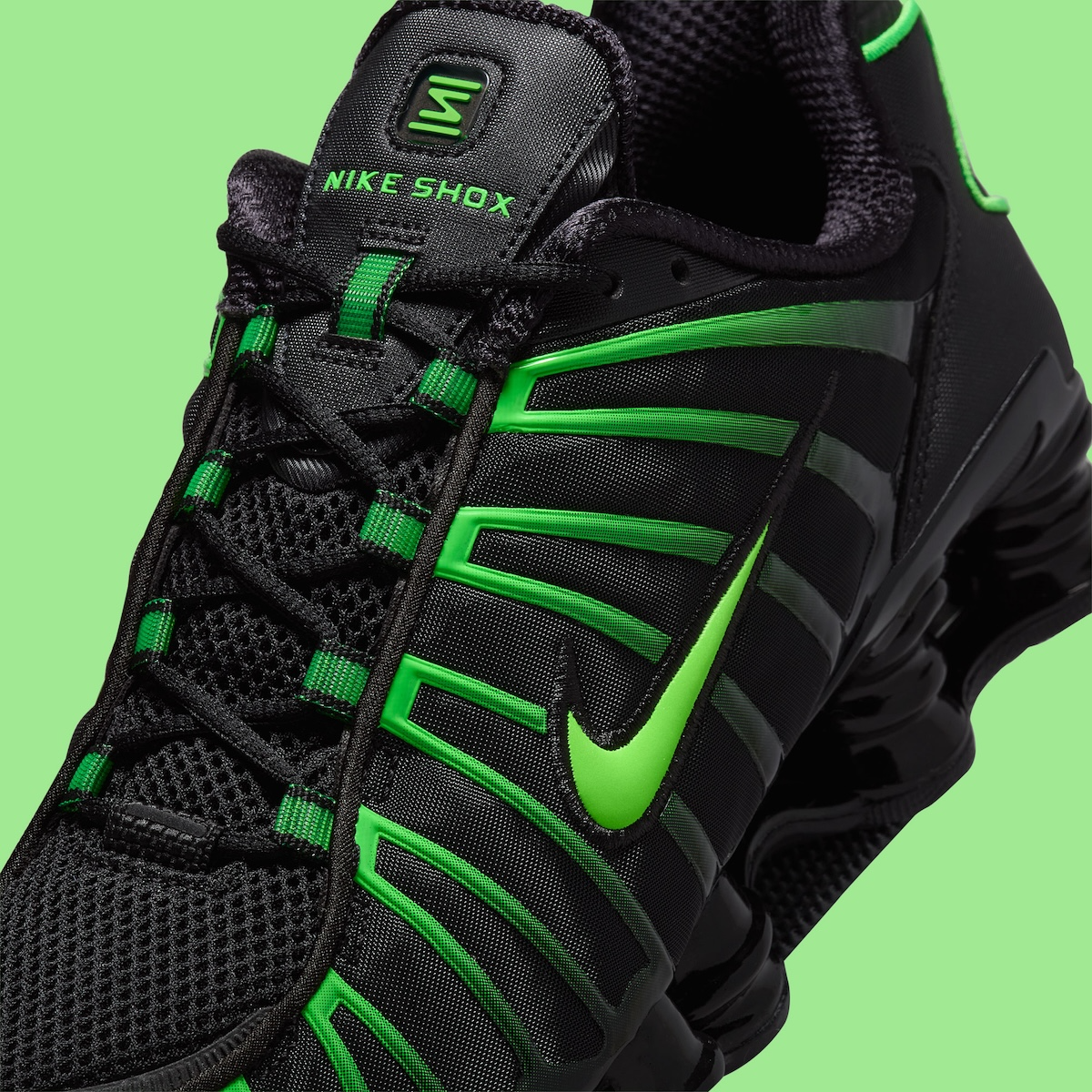 Alternative view of Giày Nike Shox TL 'Black Green Strike' AV3595-012