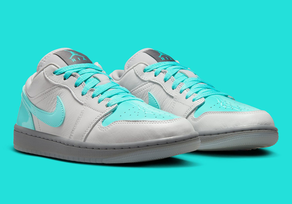 Alternative view of Giày Nike Air Jordan 1 Low 'Polaroid' HQ3599-025