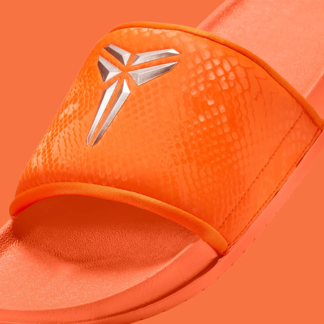 Alternative view of Dép Nike Kobe Bryant x Offcourt Slide 'Safety Orange' IF2870-800