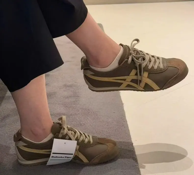 Alternative view of Giày Onitsuka Tiger Mexico 66 'Clay Canyon Paper' 1183C102-203
