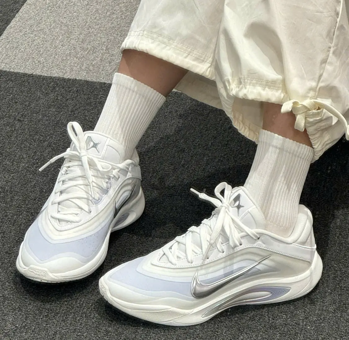 Alternative view of Giày Nike A'ja Wilson A'One 'Pearl' FZ8605-100