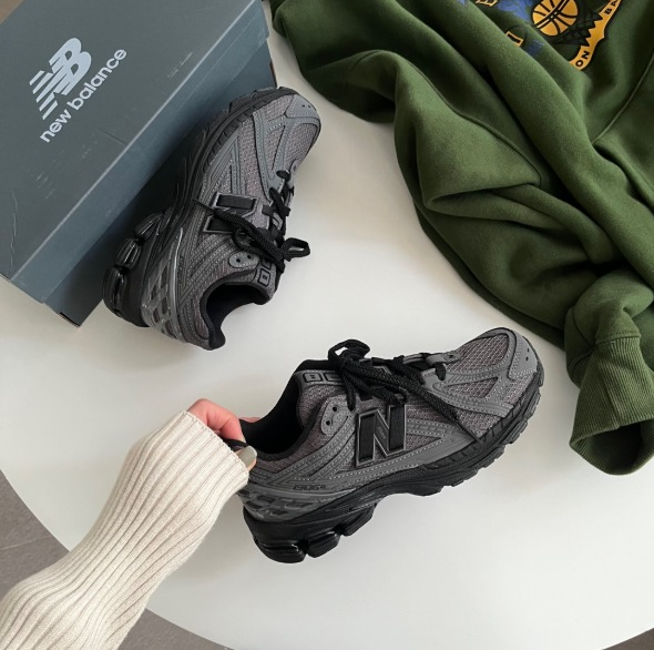 Alternative view of Giày New Balance 1906R GS 'Phantom Metallic' GC1906JR