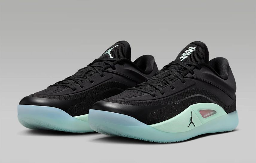 Alternative view of Giày Nike Air Jordan Zion 4 'Black Bright Crimson' FD0591-007