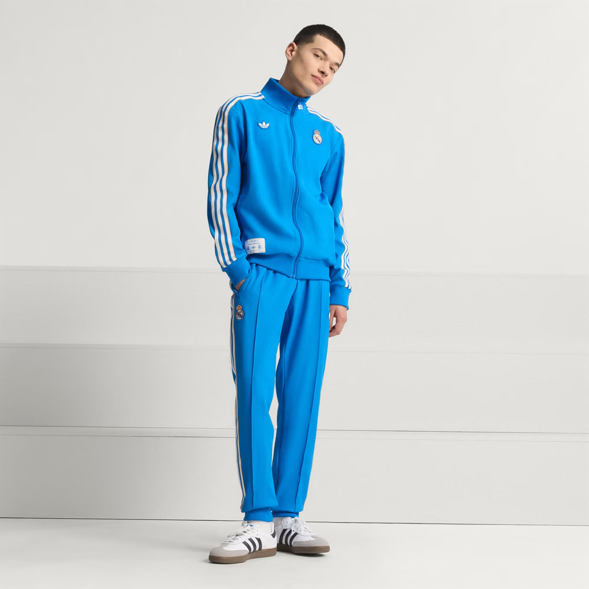 Alternative view of Áo Adidas Real Icon Tt 'Blue' JN3058