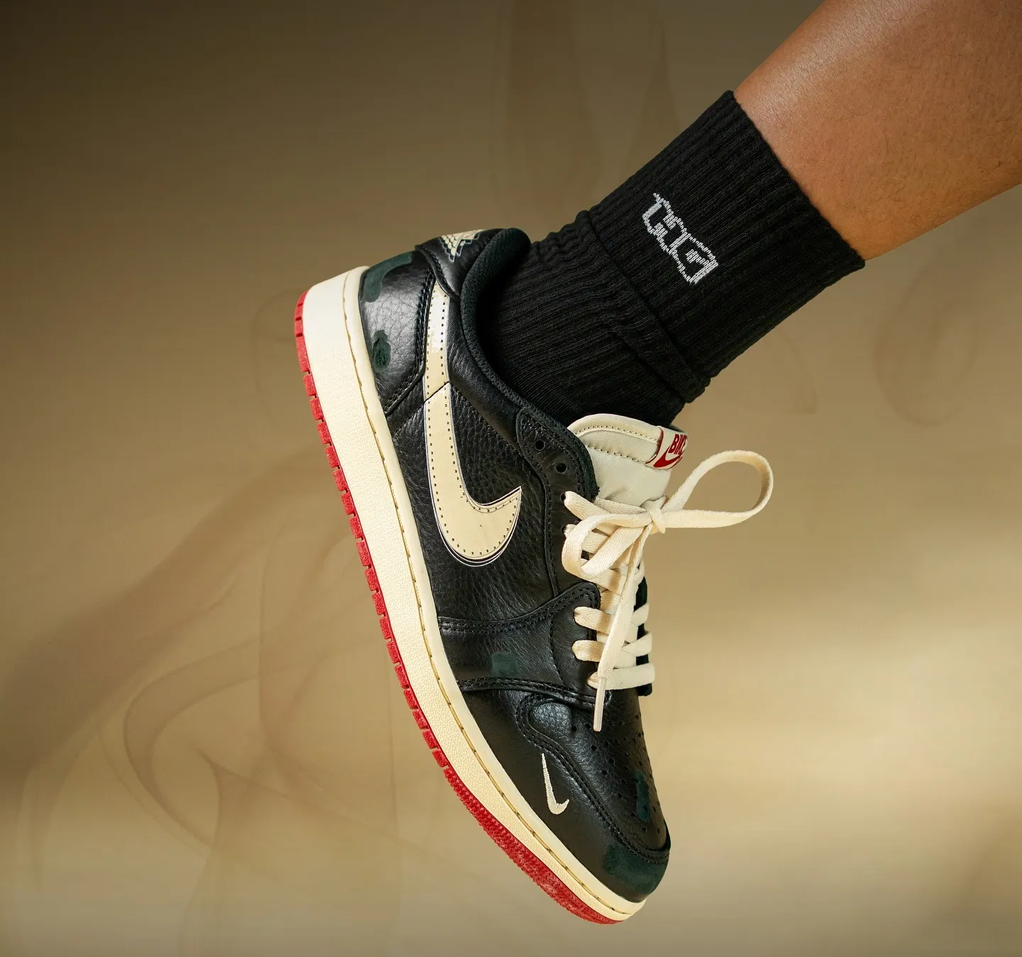 Giày Nike Air Jordan 1 Low OG 'Better With Time' IB8958-001 - Ảnh 4
