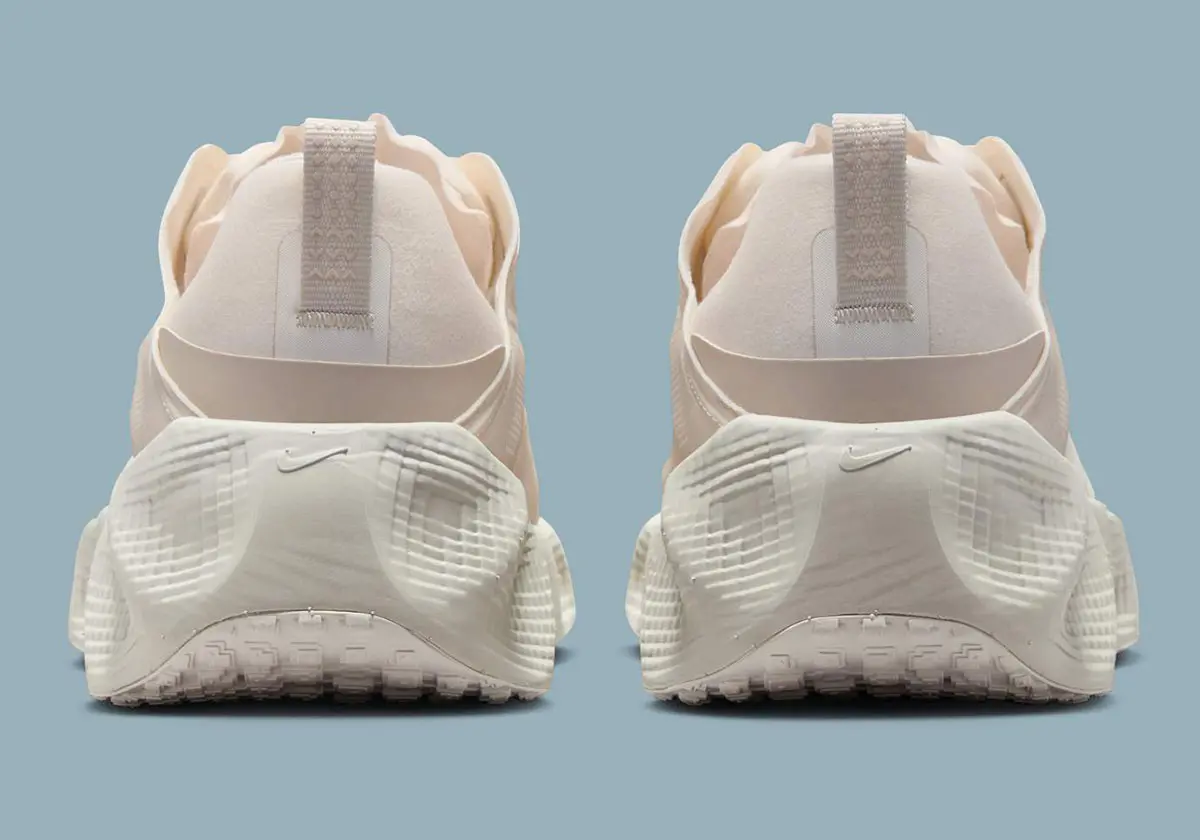 Alternative view of Giày Nike Ava Rover 'Phantom Light Bone' DX4215-007
