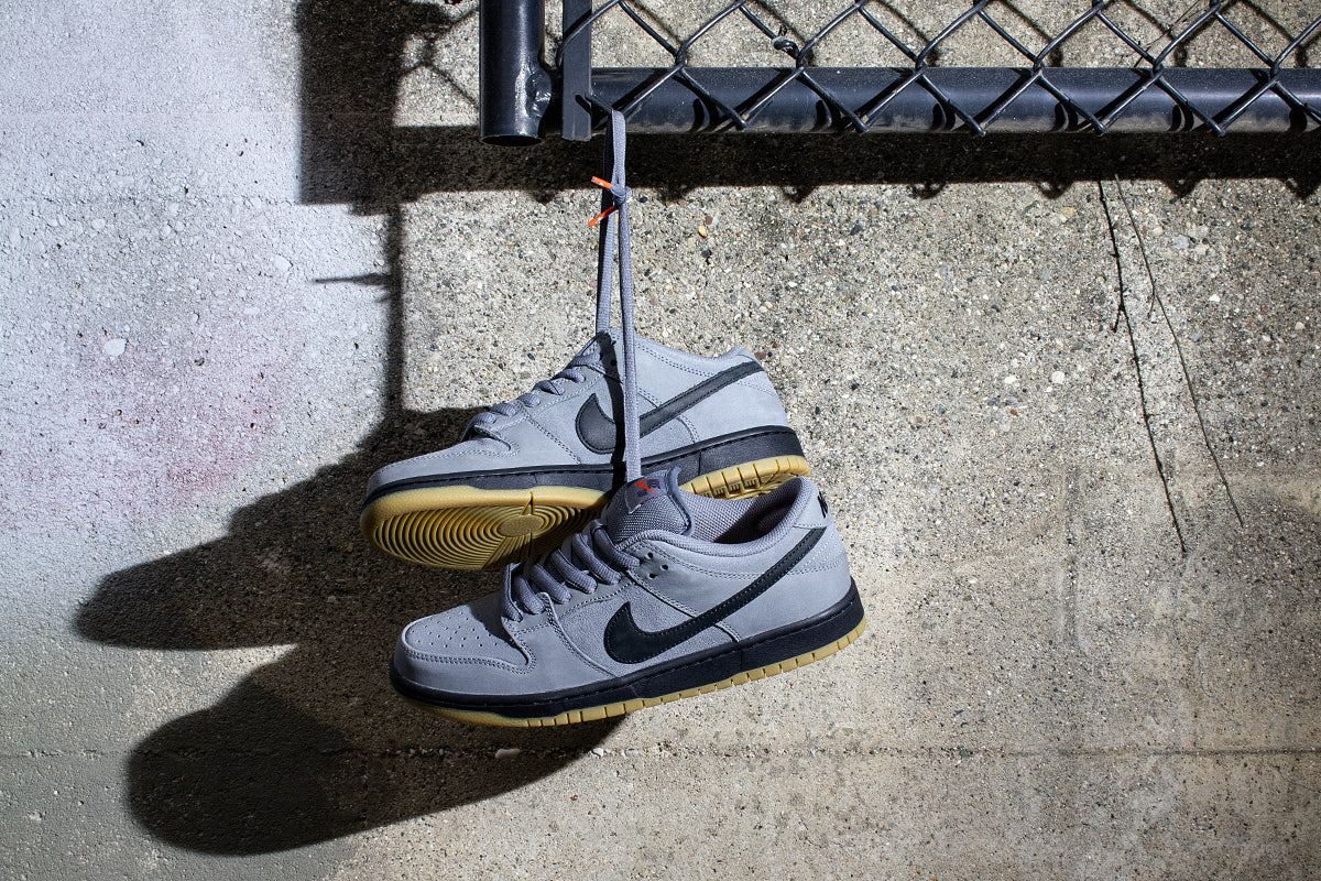 Alternative view of Giày Nike SB Dunk Low Pro 'Cool Grey' FJ1674-002