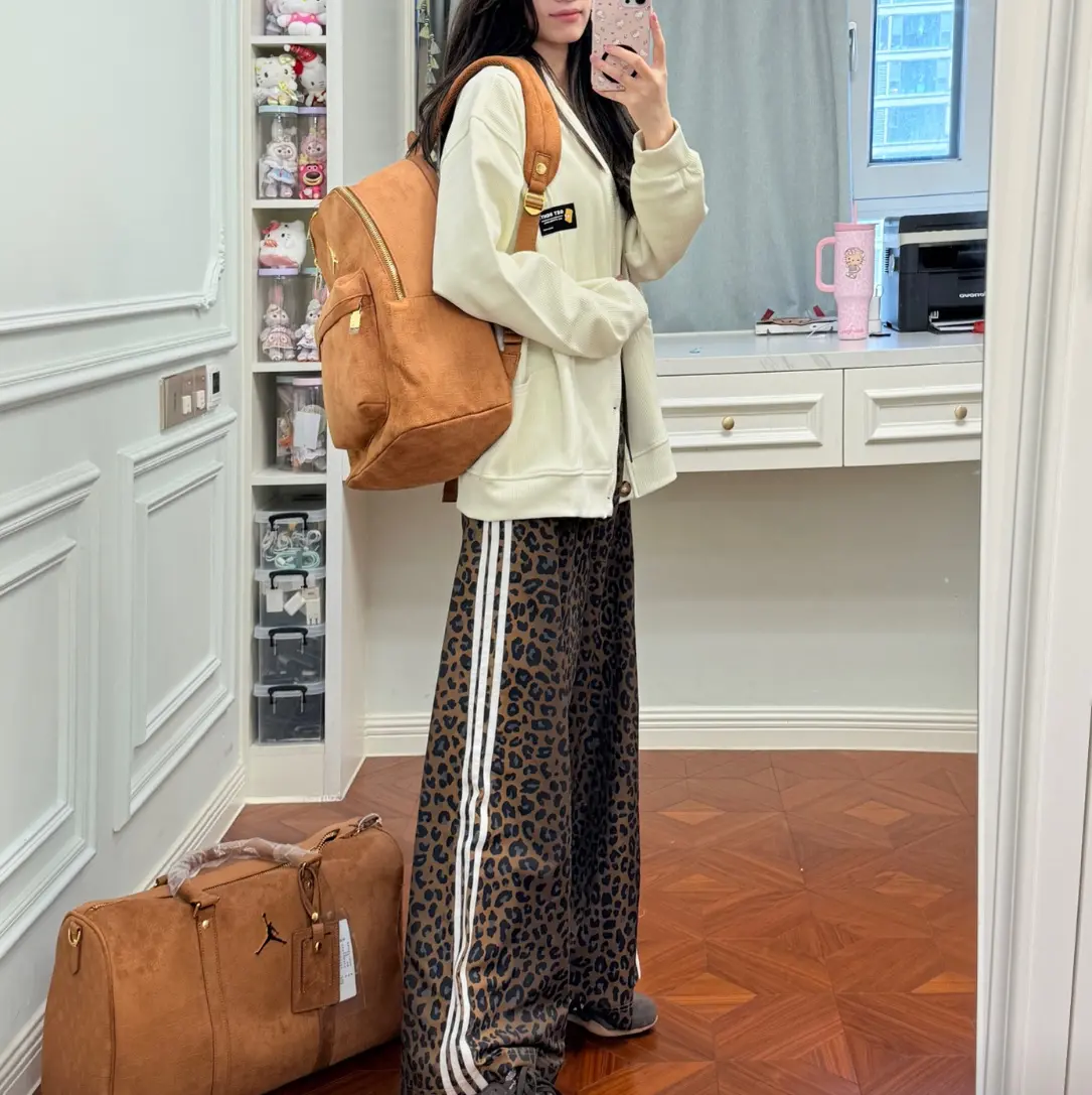 Alternative view of Túi Nike Travel Bag 'Brown' JD2533194AD-002