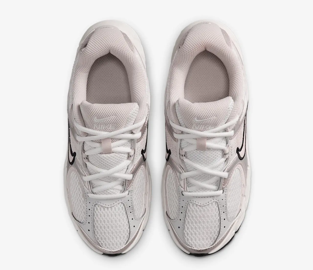 Alternative view of Giày Nike V5 RNR 'Summit White' HQ6411-102