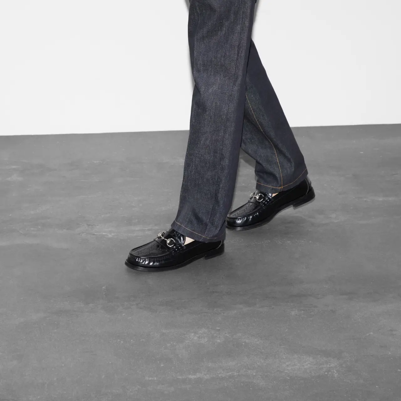 Alternative view of Giày Gucci Gg Loafer With Horsebit 'Black' 786426-AADIU-1000
