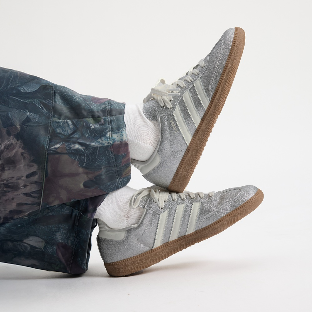 Alternative view of Giày Adidas Samba 'Shine Silver Metallic' KI6264