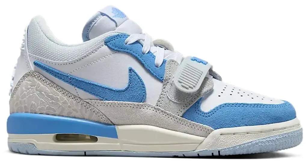 Giày Nike Air Jordan Legacy 312 Low GS 'White Legend Blue' CD9054-141