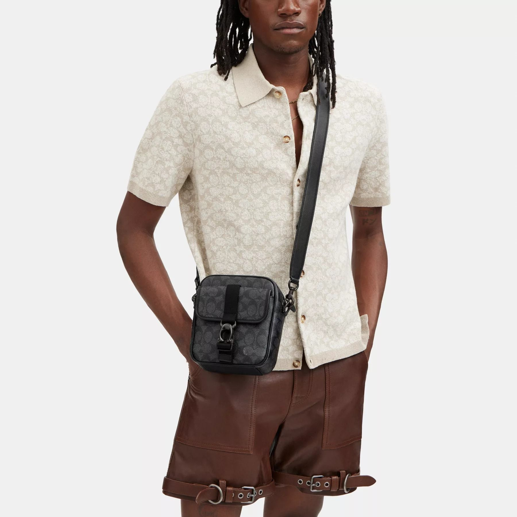 Alternative view of Túi Coach Beck Crossbody Bag 'Black' CK969-CHR