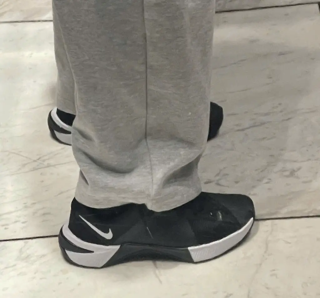Alternative view of Giày Nike Metcon 10 'Black White' HJ1875-002