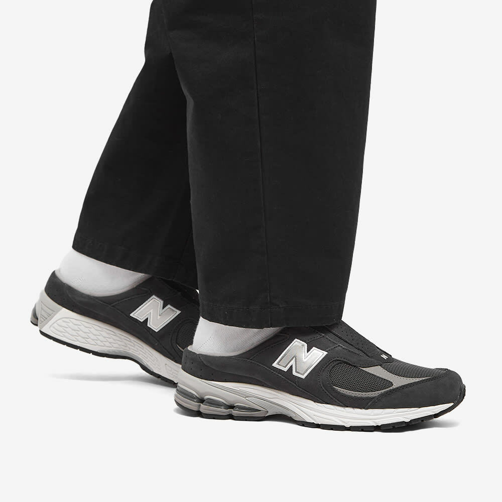 Alternative view of Dép New Balance 2002R 'Mule Phantom' M2002RMC