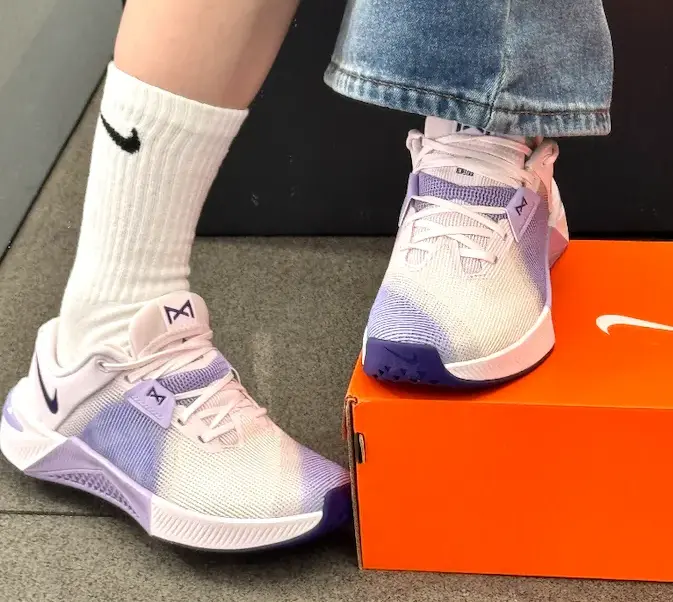 Alternative view of Giày Nike Metcon 10 'Hydrangeas' HQ2620-601
