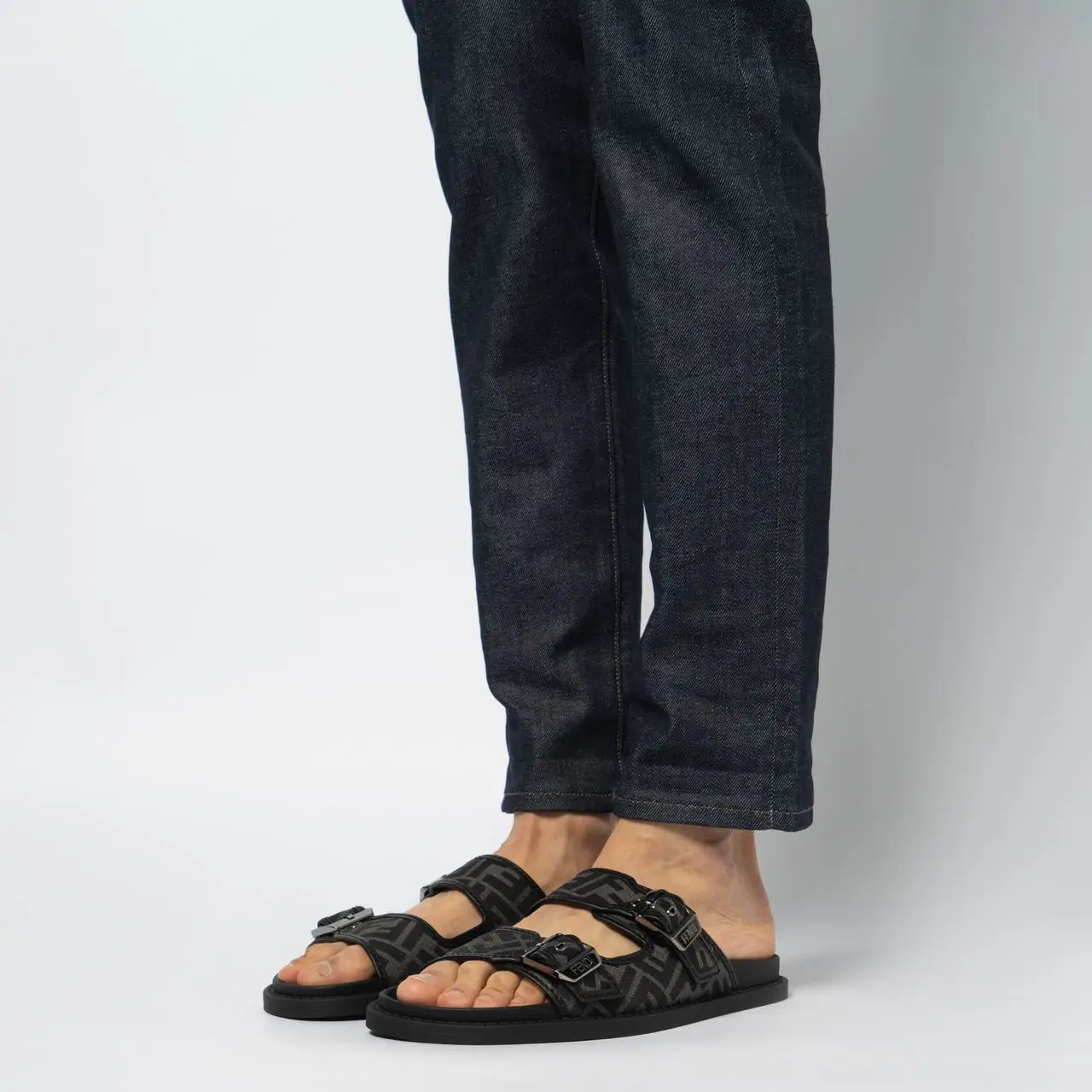 Alternative view of Dép Fendi Feel Jacquard Fabric ‘Black’ 7X1604AJZFF0TUY