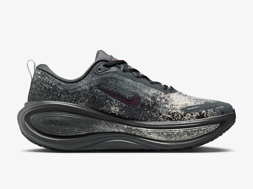 Alternative view of Giày Nike Vomero Plus 'Anthracite Oatmeal Black' IM6776-060