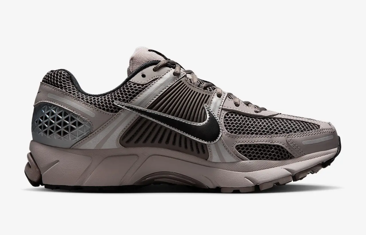 Alternative view of Giày Nike Zoom Vomero 5 'College Grey' FB9149-005