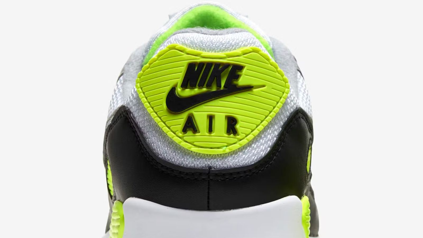 Hinh anh 6: Hinh anh Air Max 90 'Black Neon' moi voi phoi mau noi bat tu Air Max 95