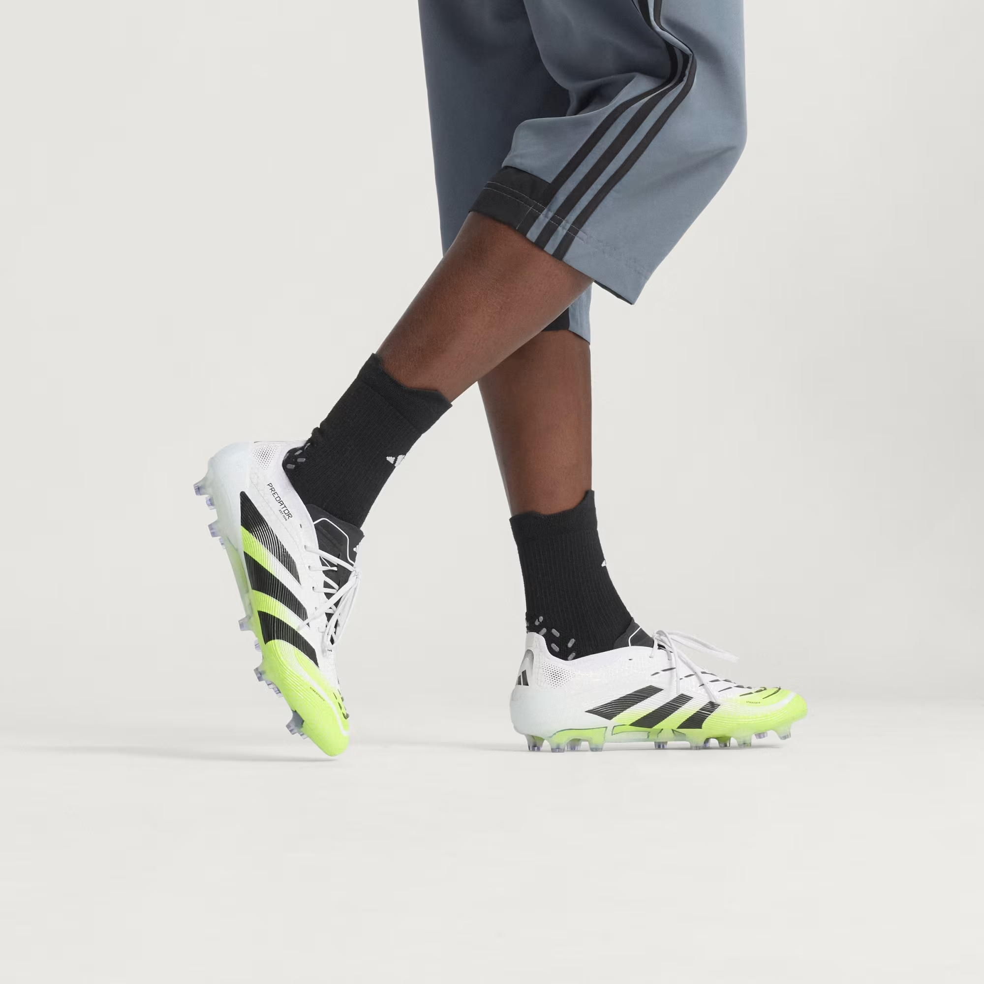 Alternative view of Giày Adidas Predator Elite FG 'Cloud White Lucid Lemon' JI1082